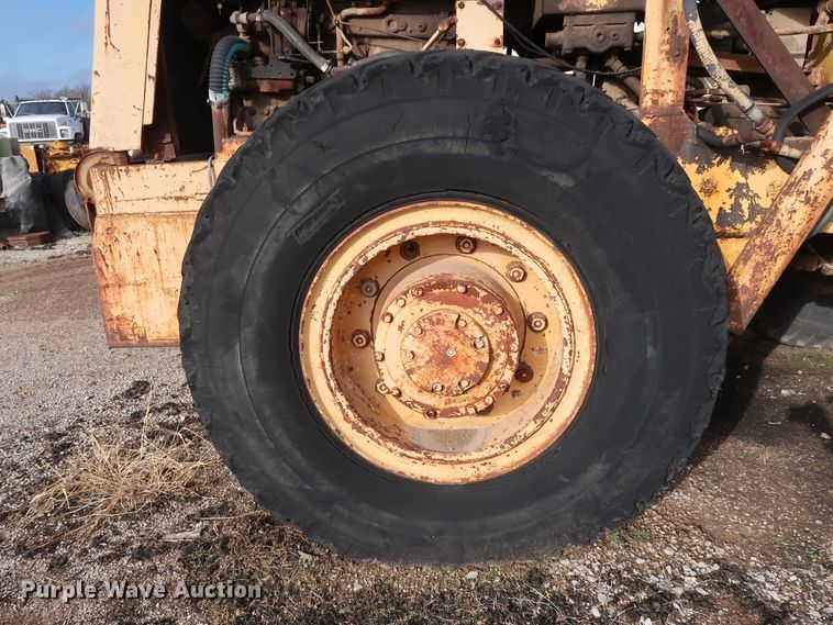image for item DH0790 Michigan wheel loader