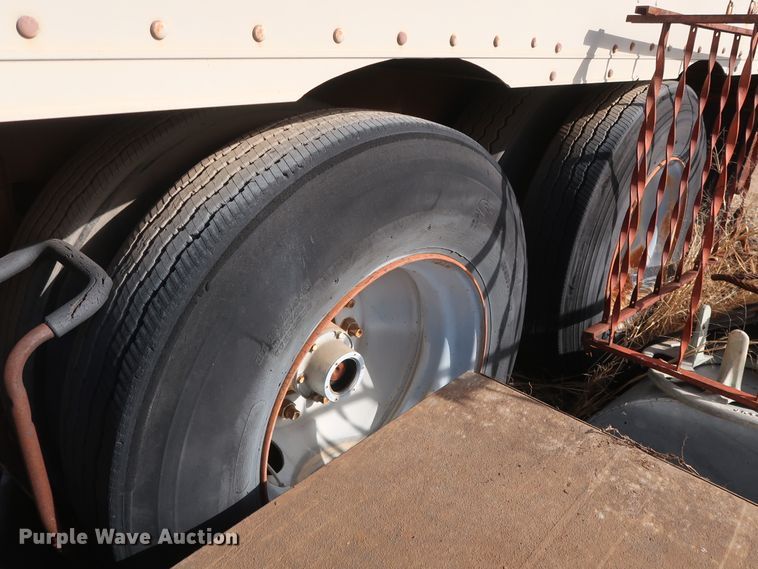 image for item DH0797 1981 Lufkin TFV-IP dry van trailer
