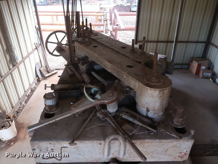 image for item DH0811 Birdsboro pipe straightener