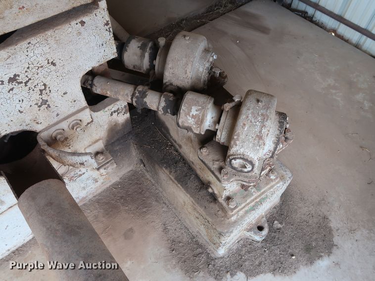 image for item DH0811 Birdsboro pipe straightener