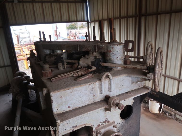 image for item DH0811 Birdsboro pipe straightener