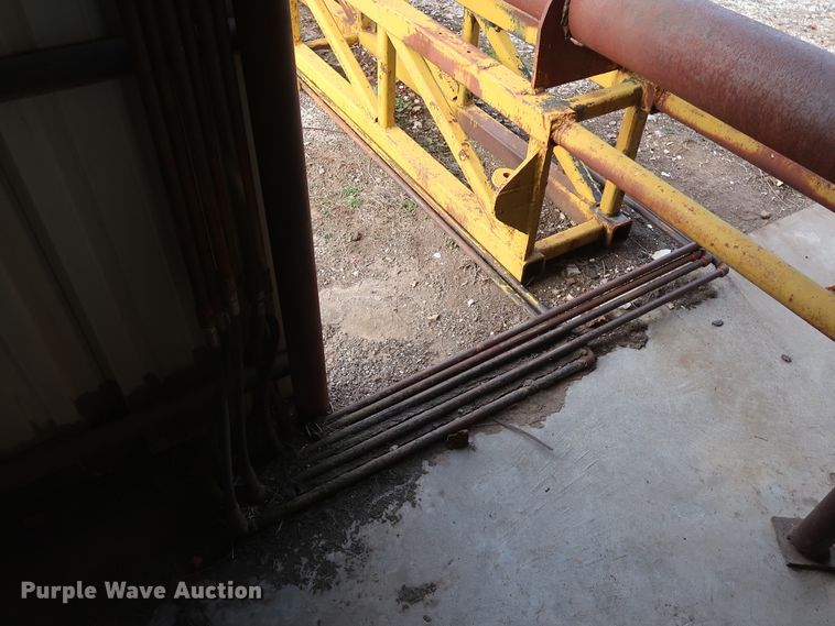 image for item DH0811 Birdsboro pipe straightener