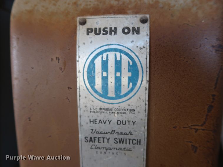 image for item DH0811 Birdsboro pipe straightener