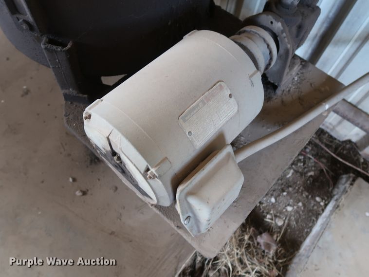 image for item DH0811 Birdsboro pipe straightener