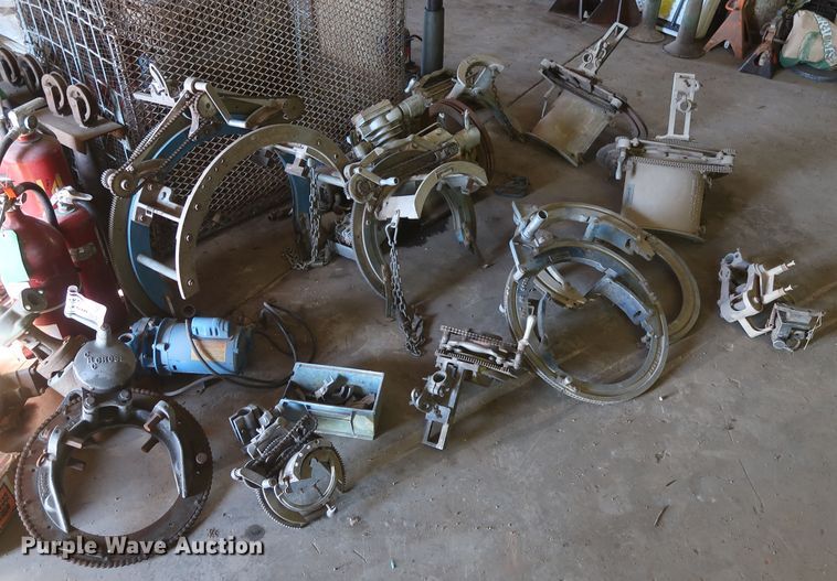 image for item DH0833 Approximately 10 pipe bevelers