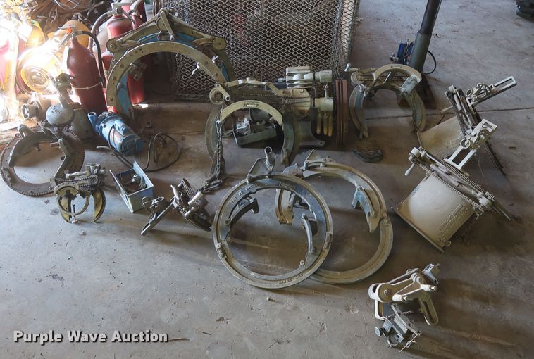 image for item DH0833 Approximately 10 pipe bevelers