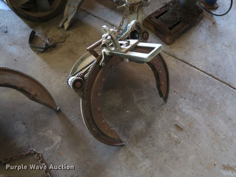 image for item DH0833 Approximately 10 pipe bevelers