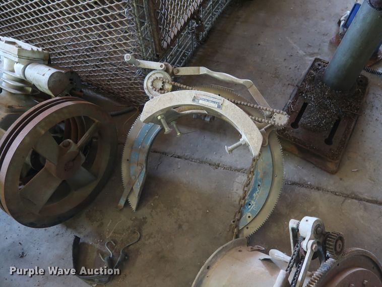 image for item DH0833 Approximately 10 pipe bevelers