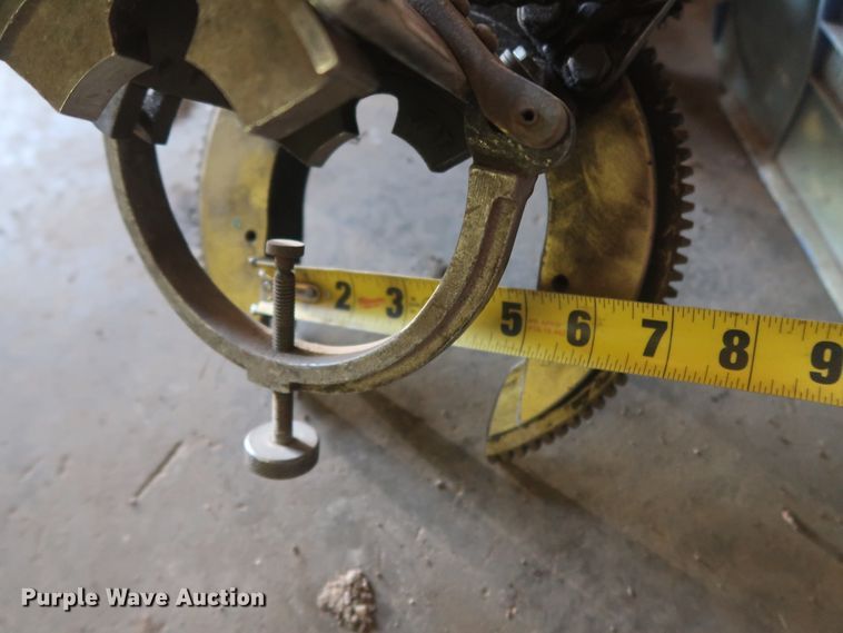 image for item DH0833 Approximately 10 pipe bevelers