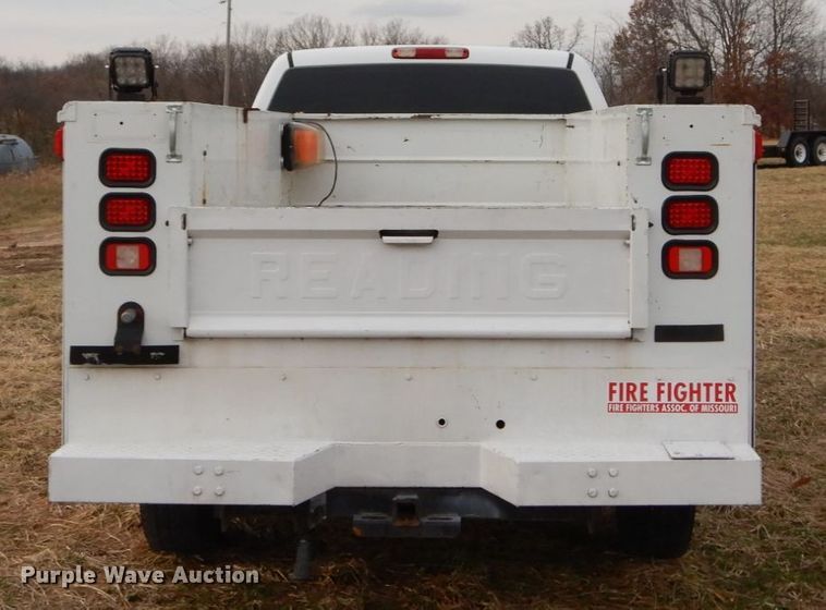 image for item DH5066 2007 Chevrolet Silverado 2500HD utility bed pickup truck