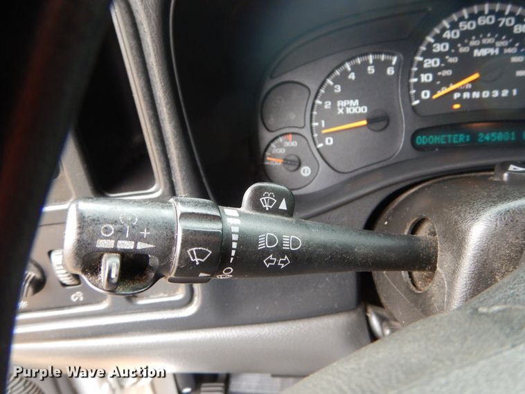 image for item DH5066 2007 Chevrolet Silverado 2500HD utility bed pickup truck