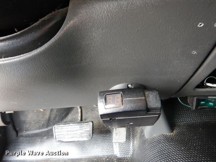 image for item DH5066 2007 Chevrolet Silverado 2500HD utility bed pickup truck