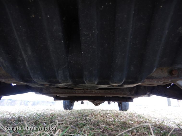 image for item DH5066 2007 Chevrolet Silverado 2500HD utility bed pickup truck