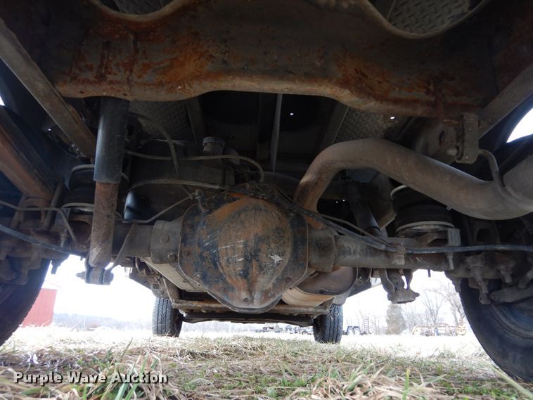 image for item DH5066 2007 Chevrolet Silverado 2500HD utility bed pickup truck