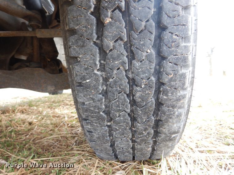 image for item DH5066 2007 Chevrolet Silverado 2500HD utility bed pickup truck