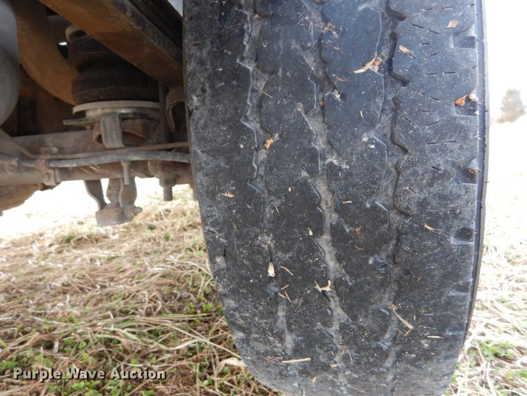 image for item DH5066 2007 Chevrolet Silverado 2500HD utility bed pickup truck