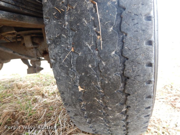 image for item DH5066 2007 Chevrolet Silverado 2500HD utility bed pickup truck