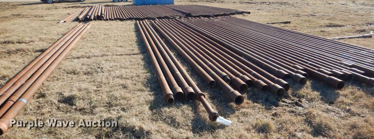image for item DH5297 Approximately 57 pieces of pipe