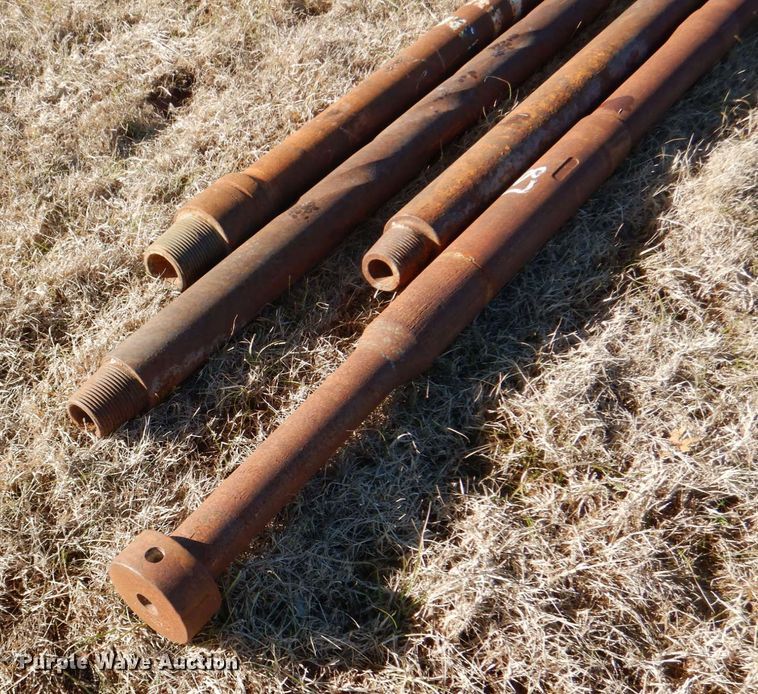 image for item DH5297 Approximately 57 pieces of pipe