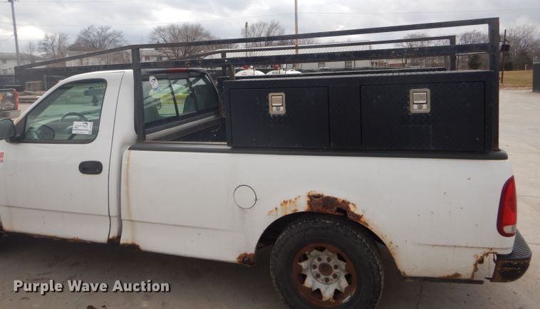 image for item DH6290 1999 Ford F250 pickup truck