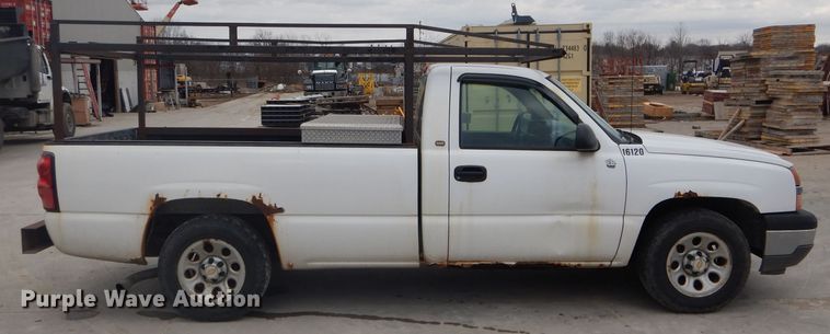 image for item DH6291 2005 Chevrolet Silverado 1500 pickup truck
