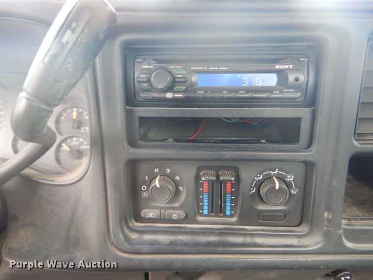 image for item DH6291 2005 Chevrolet Silverado 1500 pickup truck