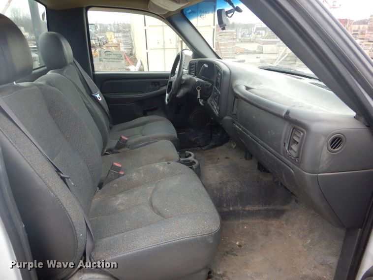 image for item DH6291 2005 Chevrolet Silverado 1500 pickup truck