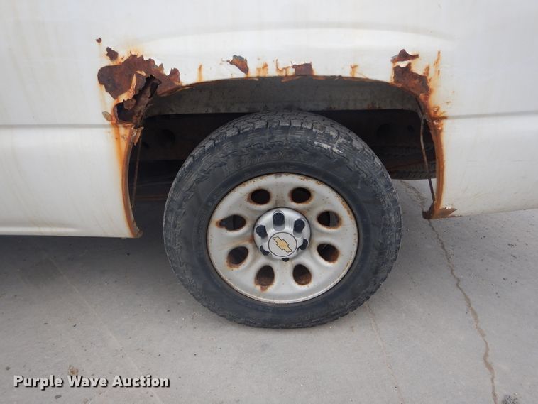 image for item DH6291 2005 Chevrolet Silverado 1500 pickup truck