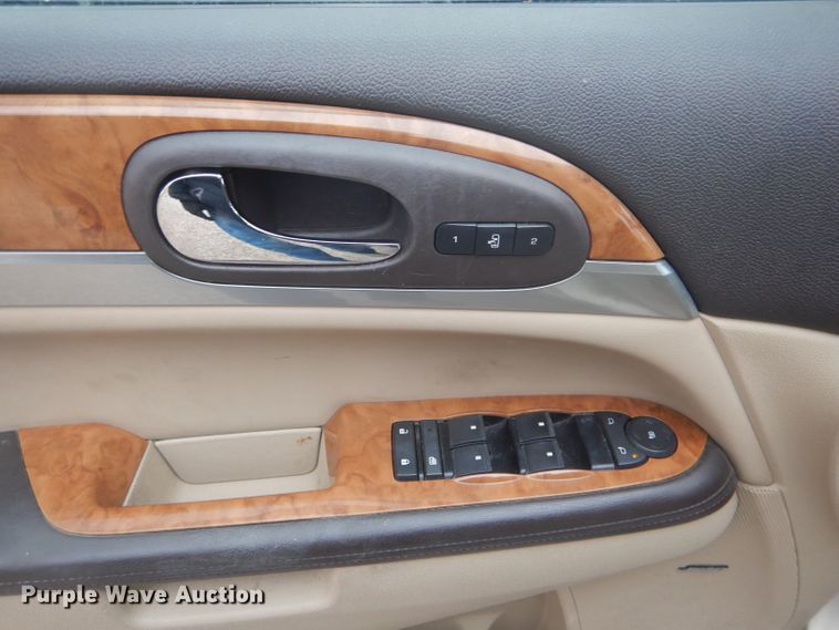 image for item DH6292 2008 Buick Enclave CXL SUV