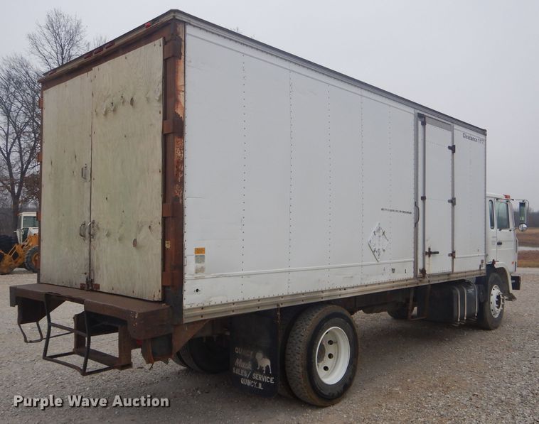 image for item DH6293 2000 Mack MS box truck