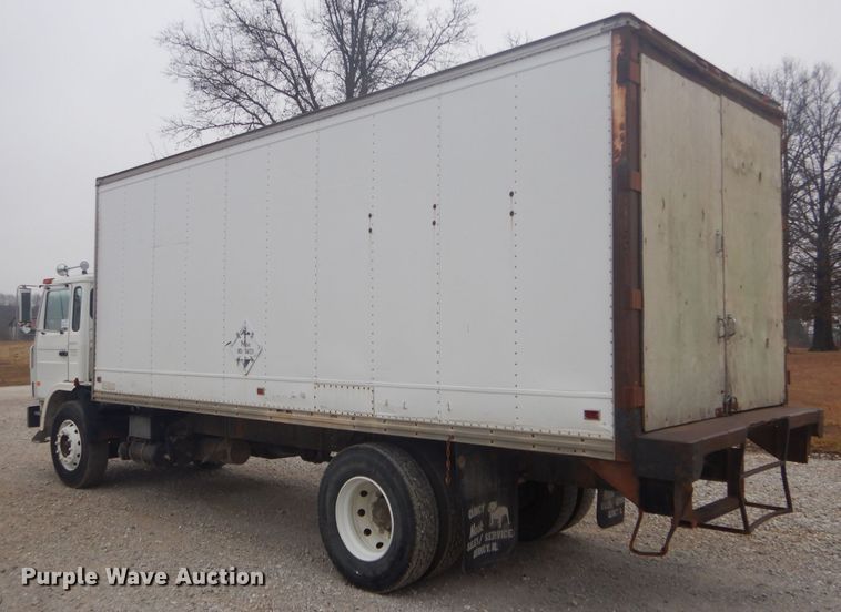 image for item DH6293 2000 Mack MS box truck