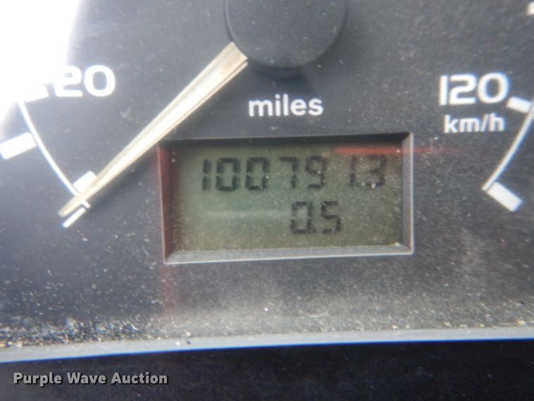 image for item DH6293 2000 Mack MS box truck