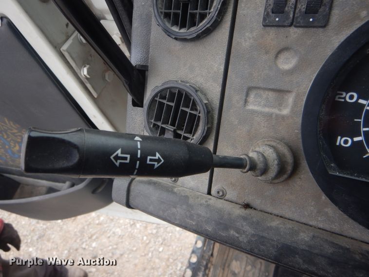 image for item DH6293 2000 Mack MS box truck