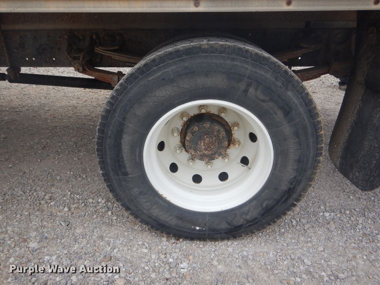 image for item DH6293 2000 Mack MS box truck