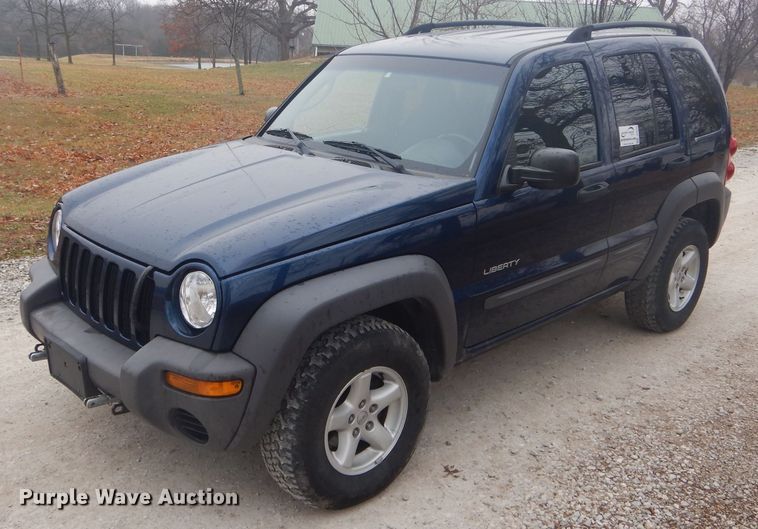 image for item DH6294 2004 Jeep Liberty SUV