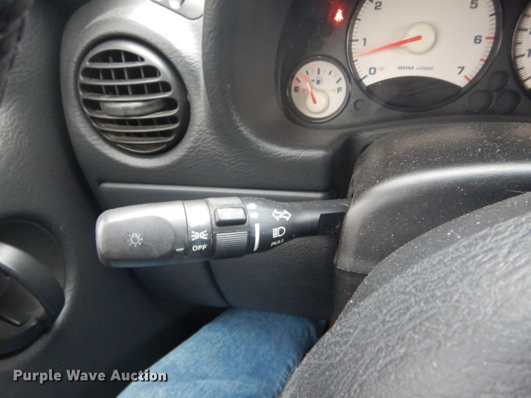 image for item DH6294 2004 Jeep Liberty SUV