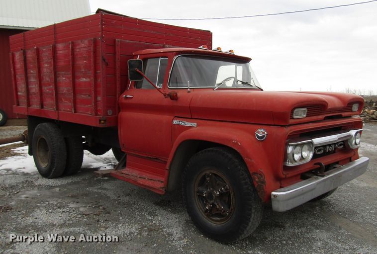 image for item DH8361 1961 GMC 4000 grain truck