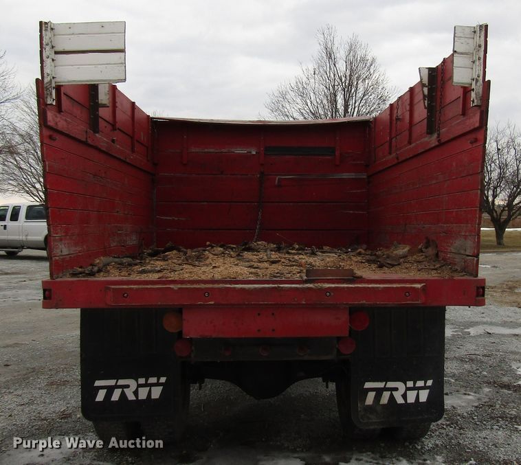 image for item DH8361 1961 GMC 4000 grain truck