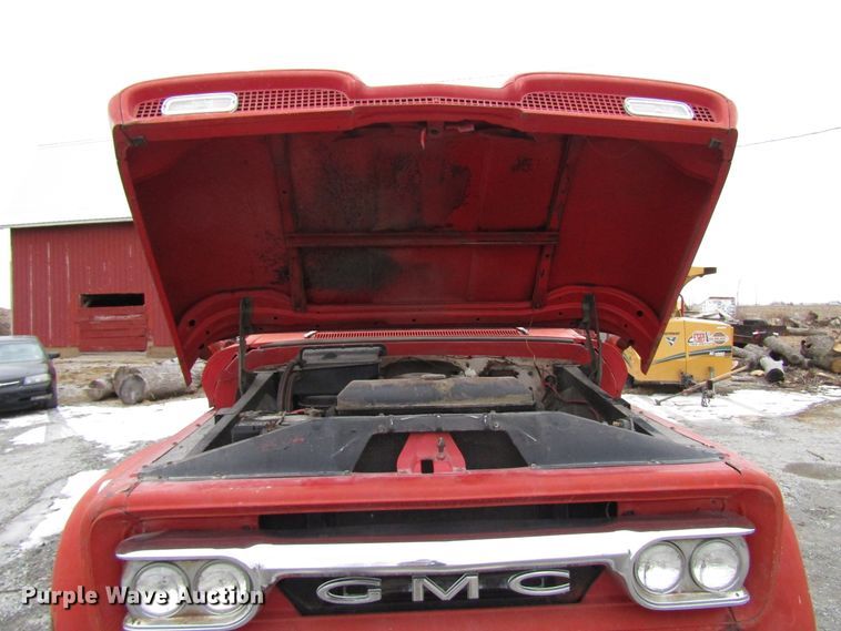 image for item DH8361 1961 GMC 4000 grain truck