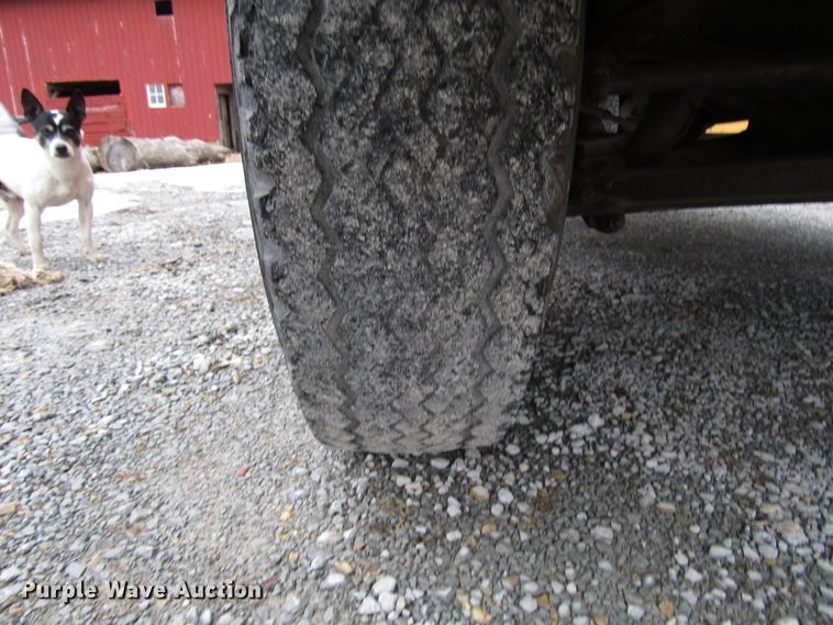 image for item DH8361 1961 GMC 4000 grain truck