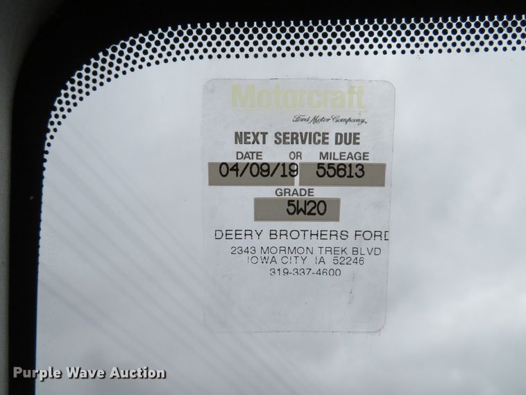 image for item DI2013 2000 Ford F550 Super Duty XL flatbed truck