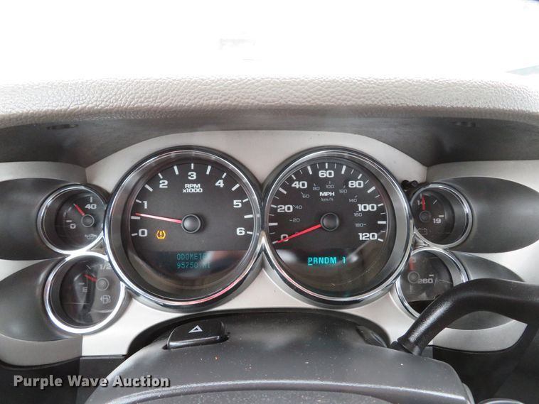 image for item DI2018 2007 Chevrolet Silverado 2500 pickup truck