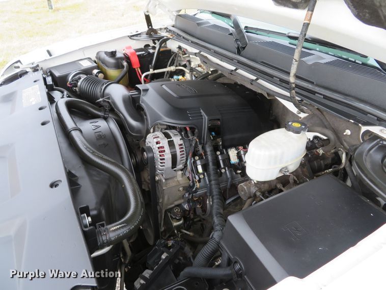 image for item DI2018 2007 Chevrolet Silverado 2500 pickup truck