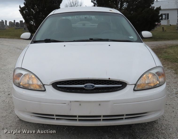 image for item DI2020 2001 Ford Taurus SE