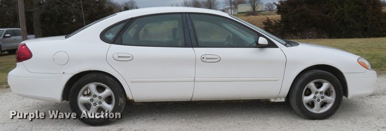 image for item DI2020 2001 Ford Taurus SE