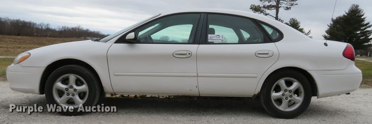 image for item DI2020 2001 Ford Taurus SE