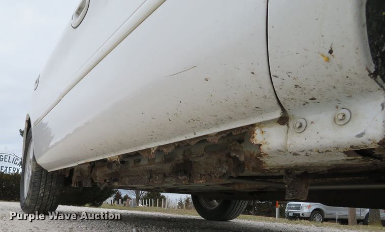 image for item DI2020 2001 Ford Taurus SE