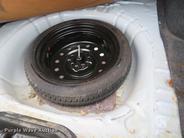 image for item DI2020 2001 Ford Taurus SE