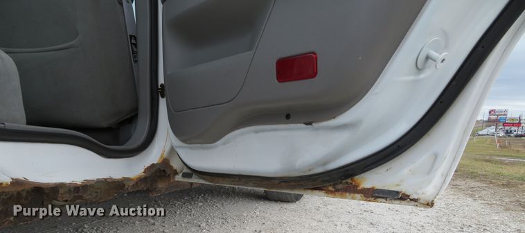 image for item DI2020 2001 Ford Taurus SE