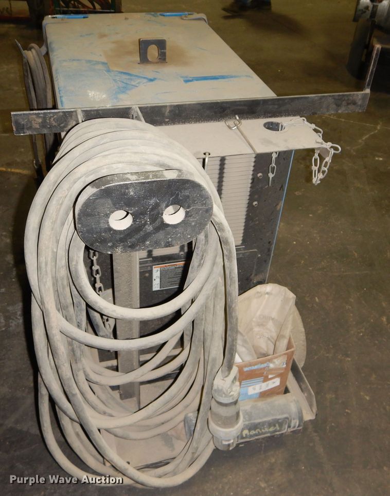 image for item DI9176 Miller Dimension 652 welder